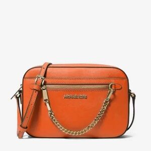 🩵SALE🩵 Large Jet Set Crossbody in Saffiano Leather
